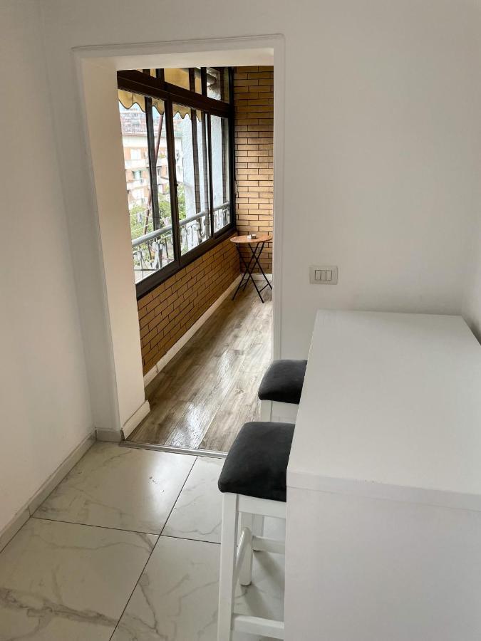 Centre View Apartment Tiranë Ngoại thất bức ảnh