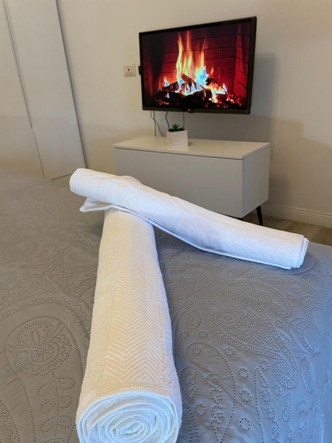 Centre View Apartment Tiranë Ngoại thất bức ảnh